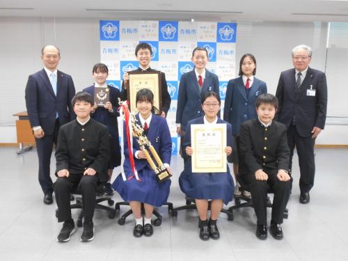 1月9日表敬訪問（市立中学校吹奏楽部受賞報告）の写真