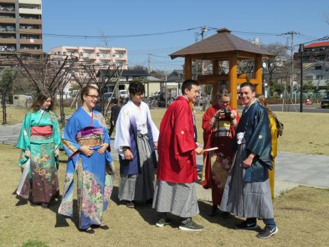 平成28年3月22日 着物着付け体験・表敬訪問・青梅総合高校訪問の画像1