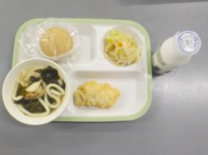 給食の写真