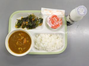給食の写真