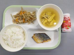 給食の写真