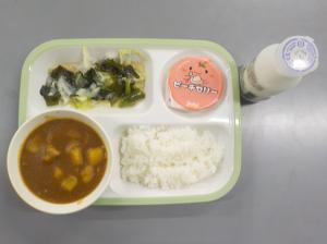 給食の写真