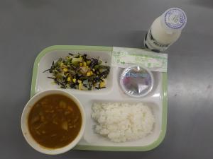 給食の写真