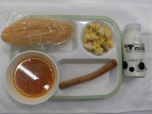 給食の写真