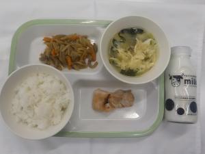 給食の写真