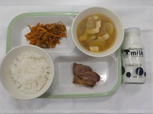 給食の写真