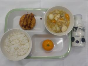 給食の写真