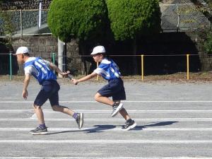 リレーバトンパス