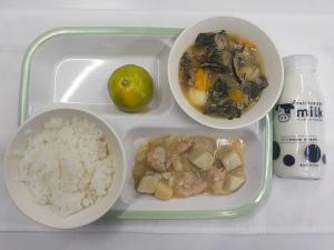 給食の写真