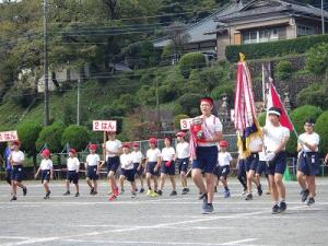 団長中心に入場