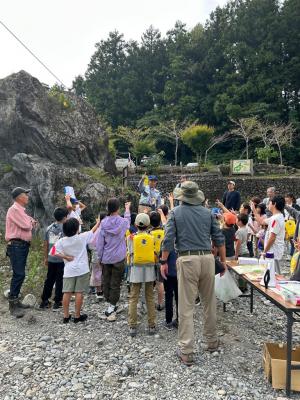 じゃんけんを楽しむ様子