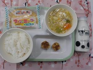給食の写真