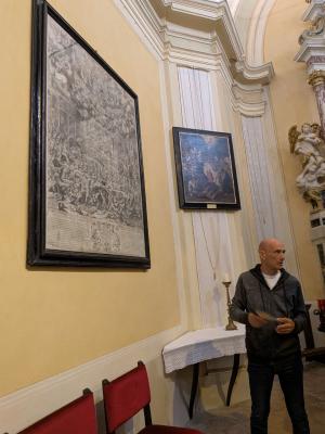 巡礼地である教会内の写真