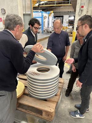 モーレマブ社工場内の写真