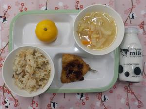 給食の写真