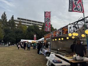 青梅市ブース　小山製菓のようす