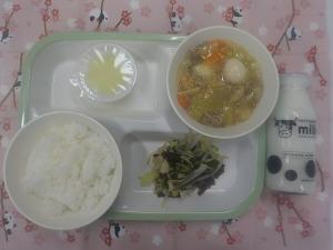 給食の写真