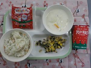 給食の写真
