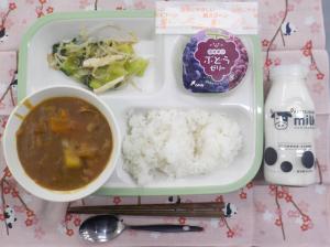 給食の写真