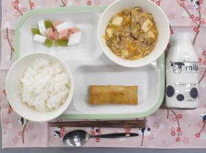 給食の写真