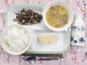 給食の写真