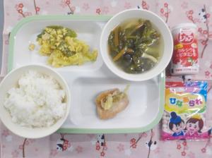 給食の写真