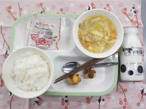 給食の写真