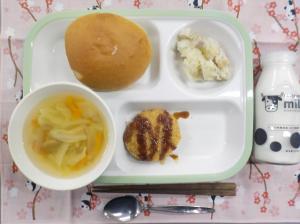 給食の写真