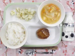 給食の写真