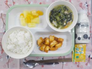 給食の写真