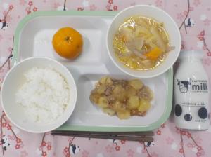 給食の写真