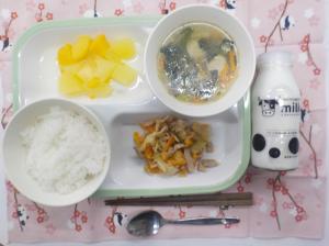 給食の写真