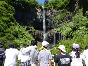 華厳の滝