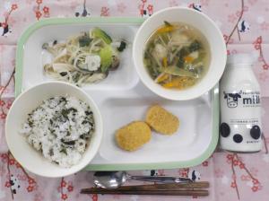 給食の写真