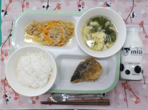 給食の写真