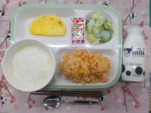 給食の写真
