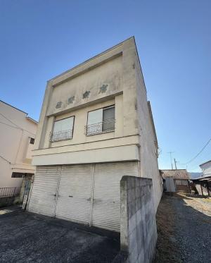 物件の正面からの画像
