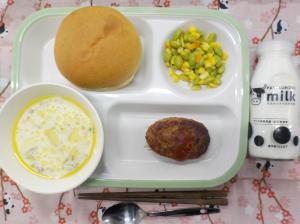 給食の写真