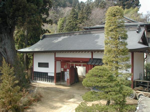 駒鳥山荘の画像2